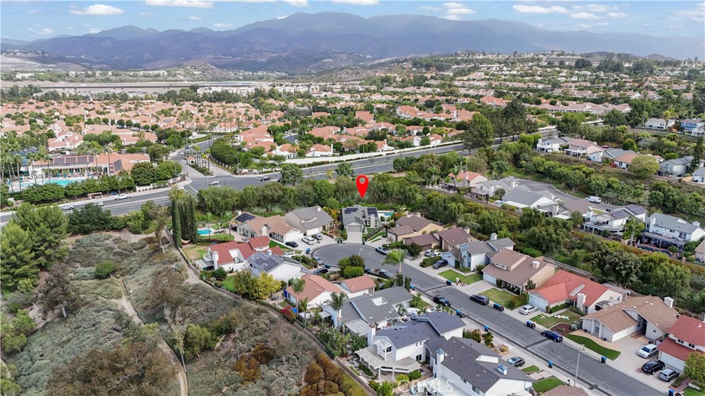 MLS #OC25240338 image #55