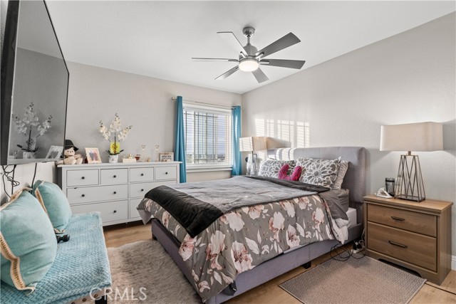 MLS #OC25240351 image #21