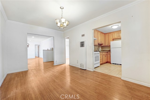 MLS #OC25240373 image #21