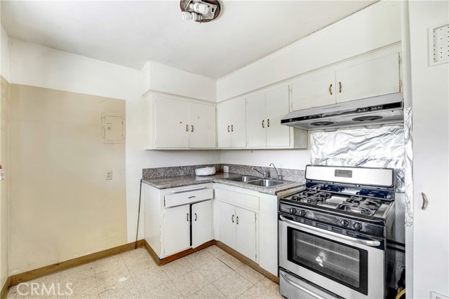 MLS #OC25240373 image #28