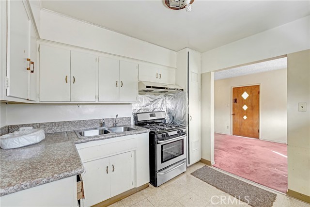 MLS #OC25240373 image #34