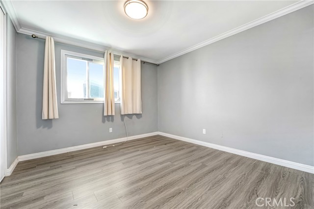 MLS #OC25240373 image #4