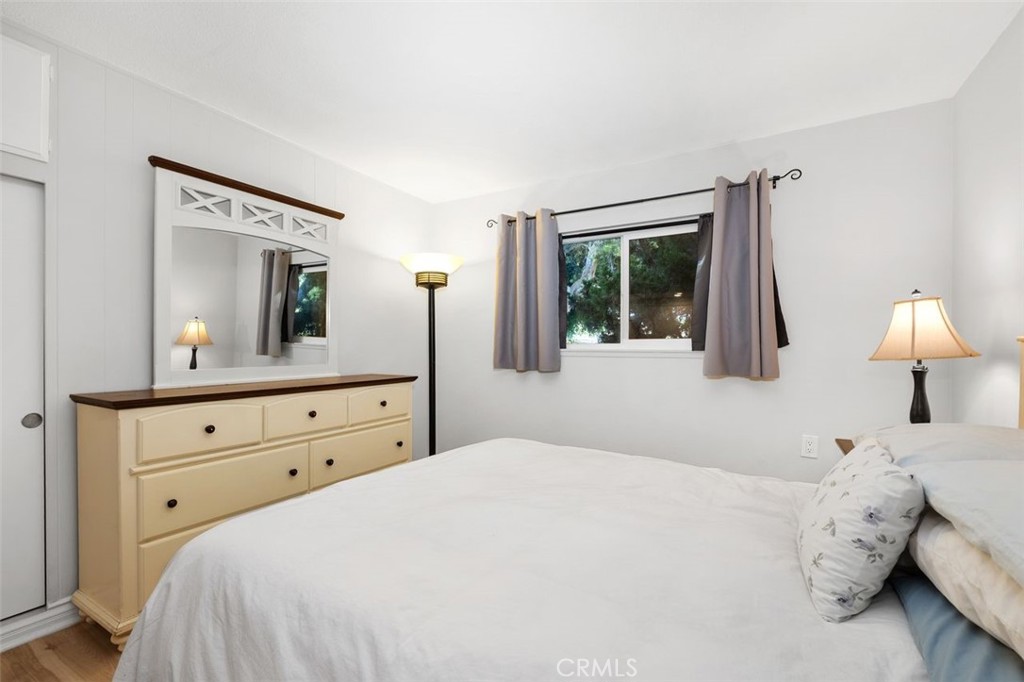 MLS #OC25240397 image #22