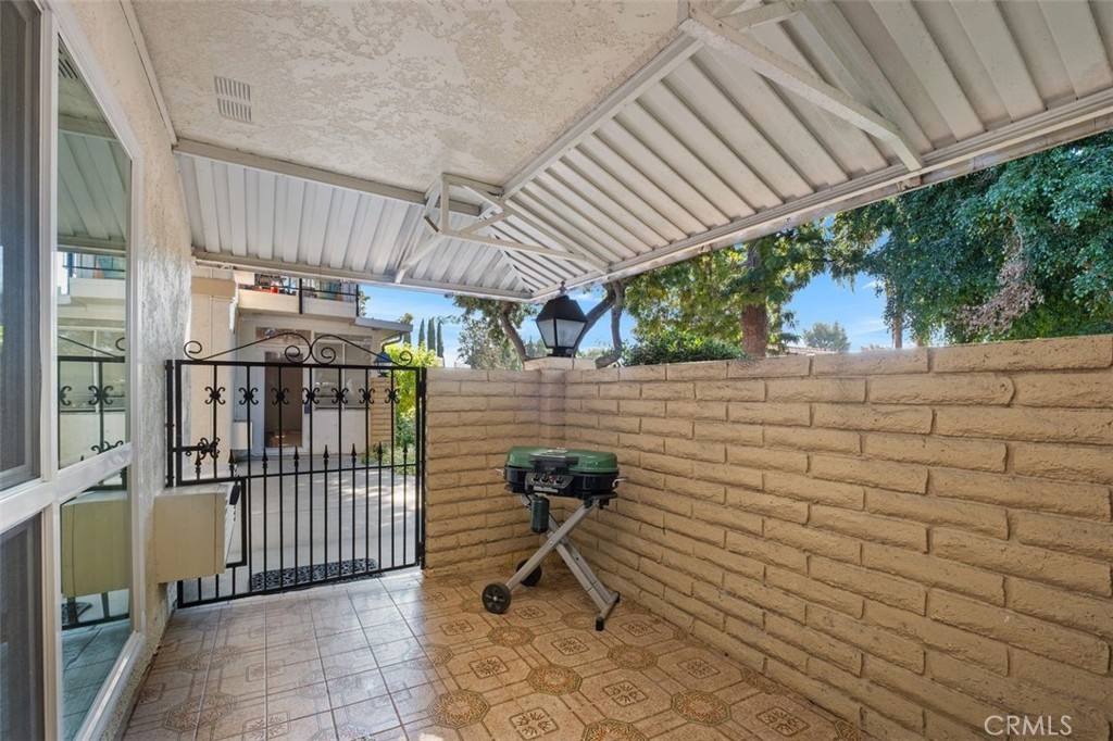 MLS #OC25240397 image #34