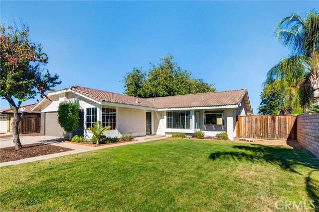 MLS #OC25240418 image #0