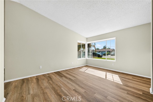 MLS #OC25240418 image #10