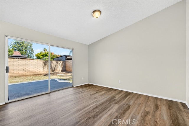 MLS #OC25240418 image #16