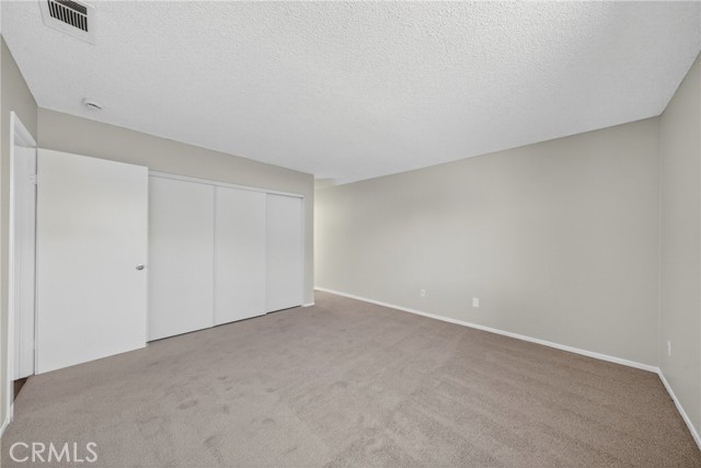 MLS #OC25240418 image #35