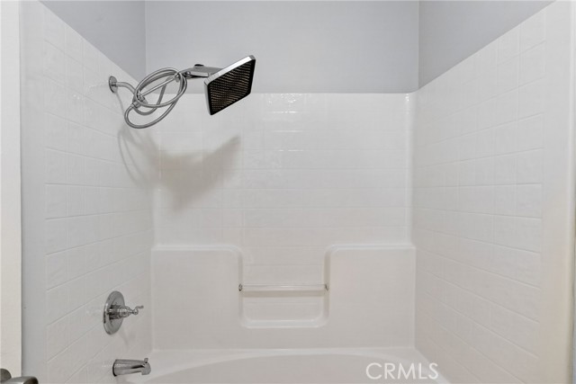 MLS #OC25240418 image #39