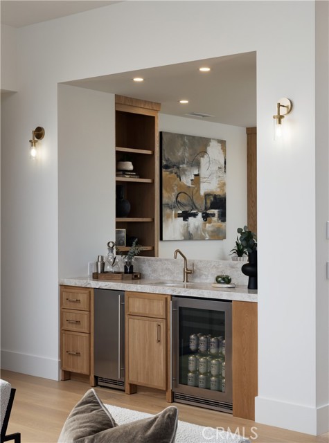 MLS #OC25240428 image #17