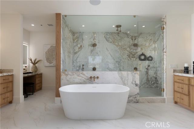 MLS #OC25240428 image #20