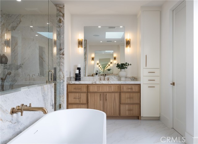 MLS #OC25240428 image #23