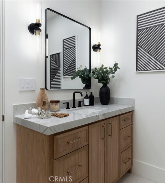 MLS #OC25240428 image #30