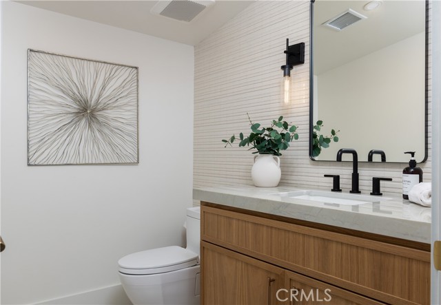 MLS #OC25240428 image #47