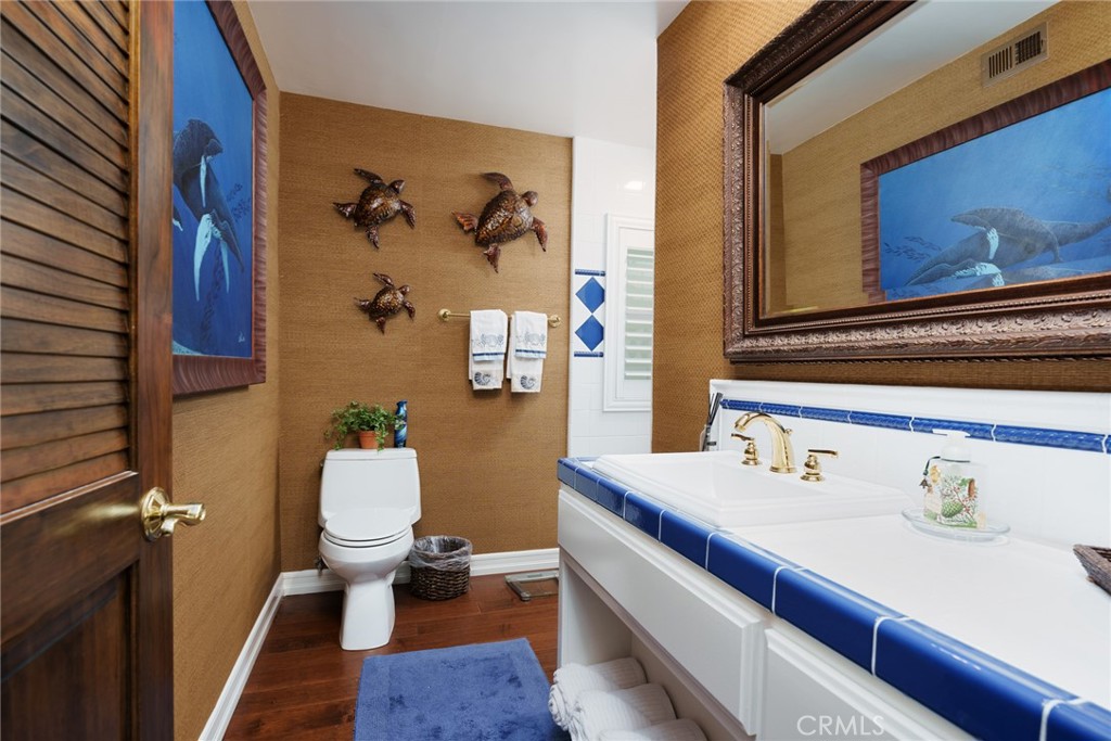 MLS #OC25240450 image #12