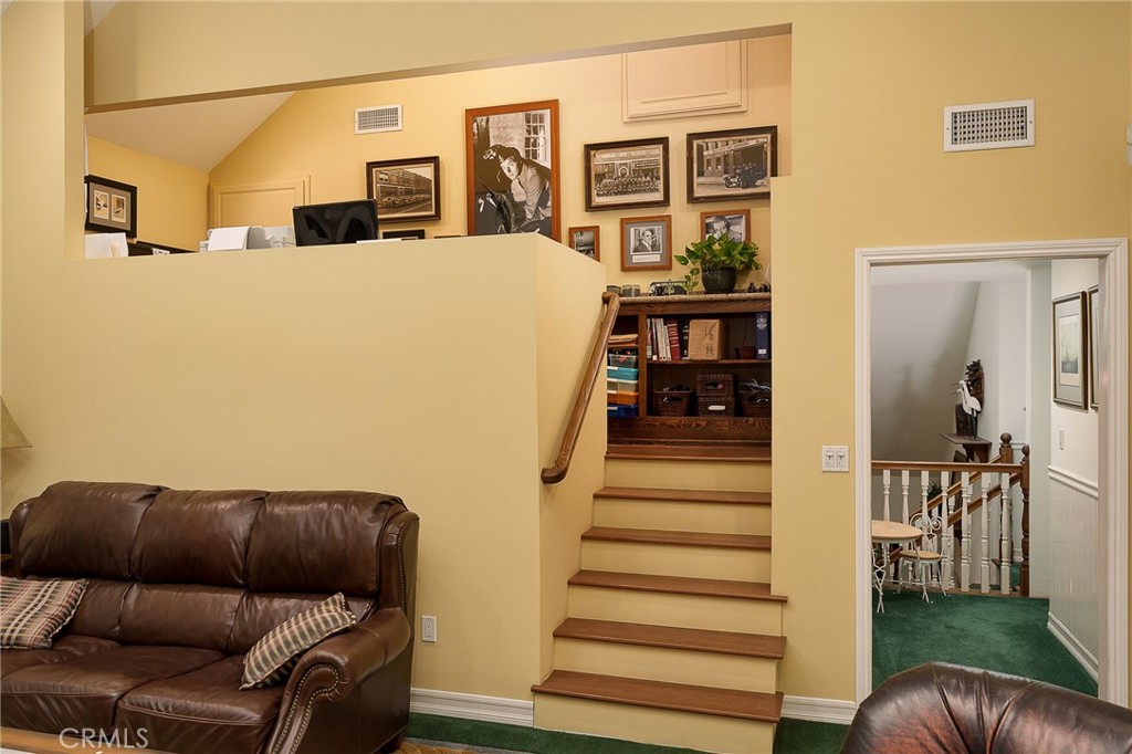 MLS #OC25240450 image #16