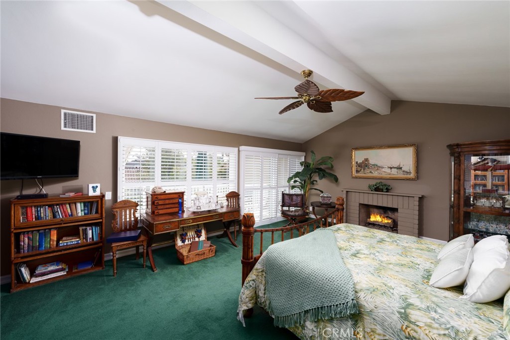 MLS #OC25240450 image #25