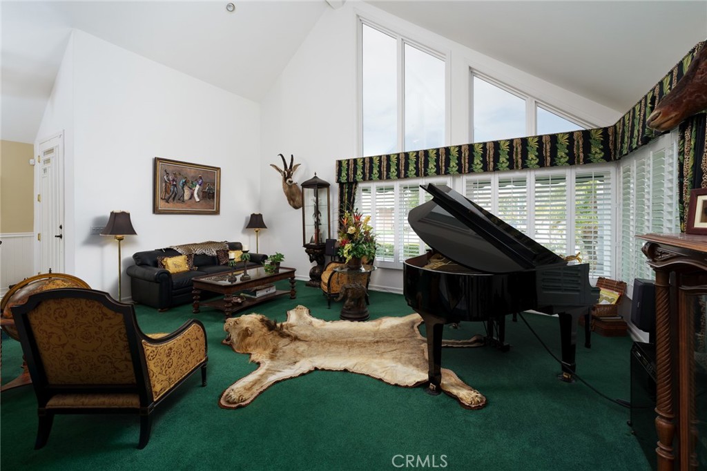 MLS #OC25240450 image #3