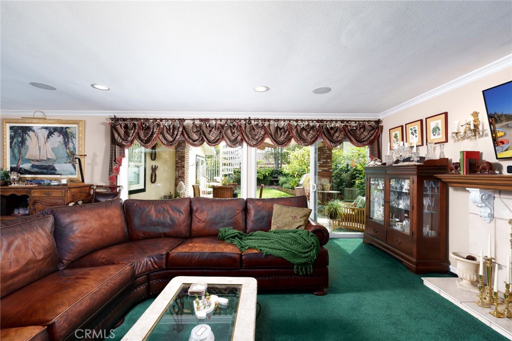 MLS #OC25240450 image #32