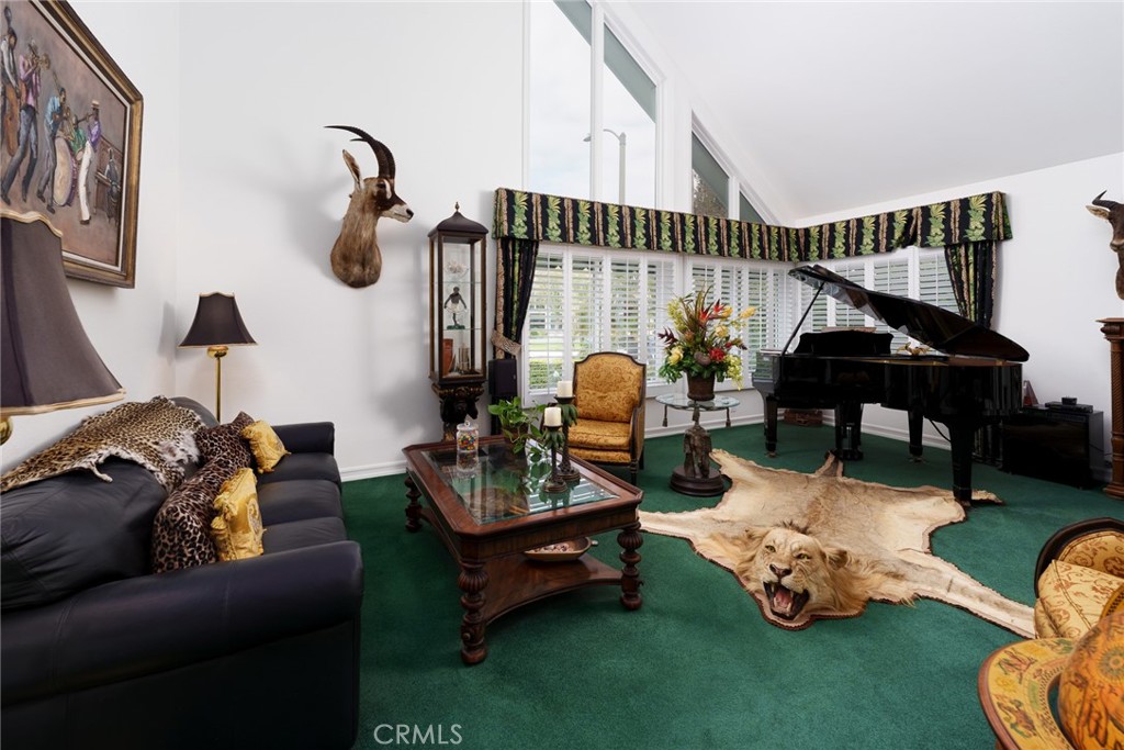 MLS #OC25240450 image #4