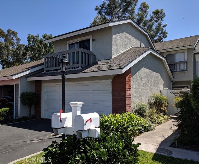 MLS #OC25240467 image #0