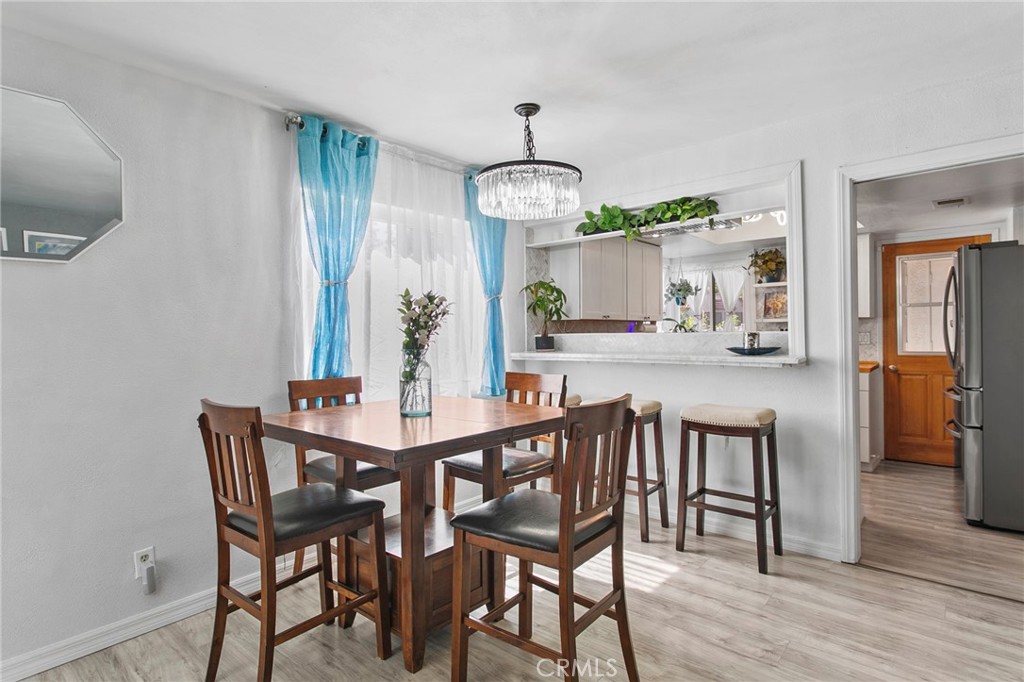 MLS #OC25240483 image #4