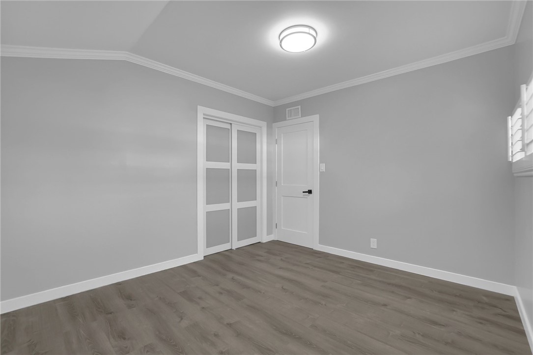 MLS #OC25240542 image #19