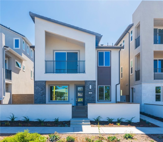 MLS #OC25240552 image #1