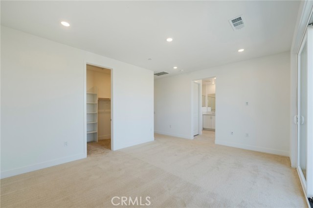 MLS #OC25240552 image #22