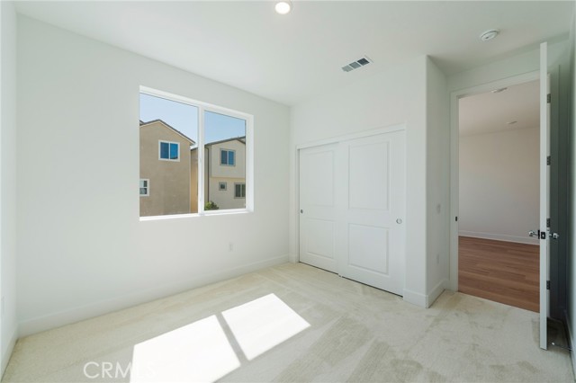 MLS #OC25240552 image #32