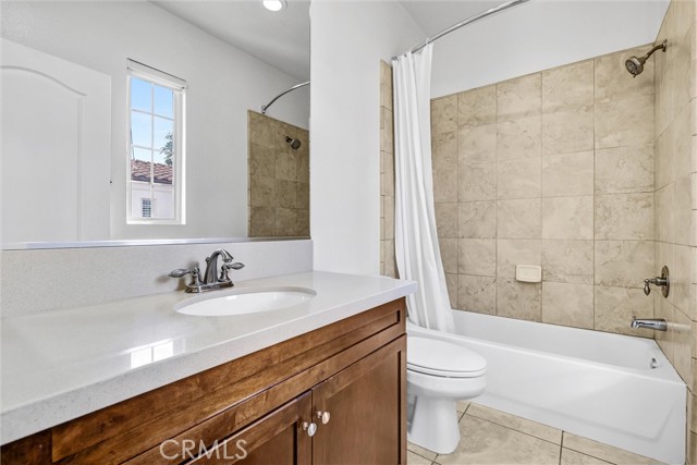 MLS #OC25240562 image #17