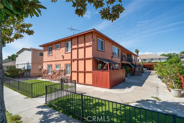 MLS #OC25240570 image #0