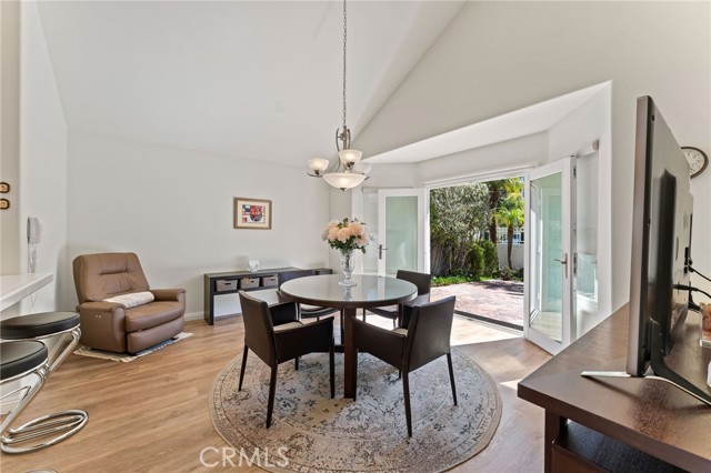 MLS #OC25240631 image #22