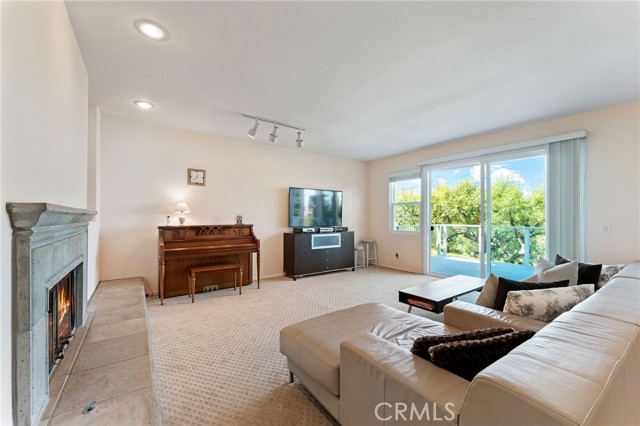 MLS #OC25240631 image #35
