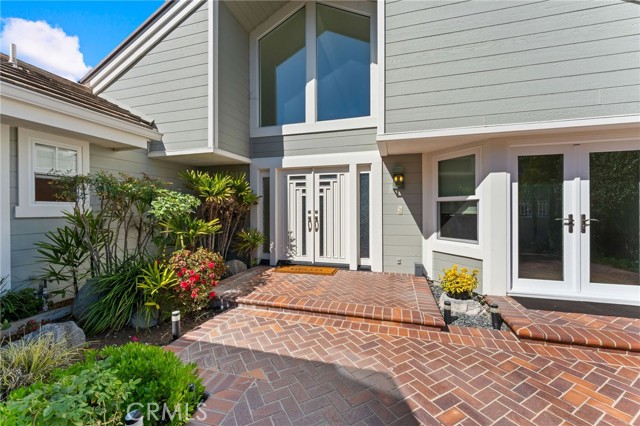 MLS #OC25240631 image #4