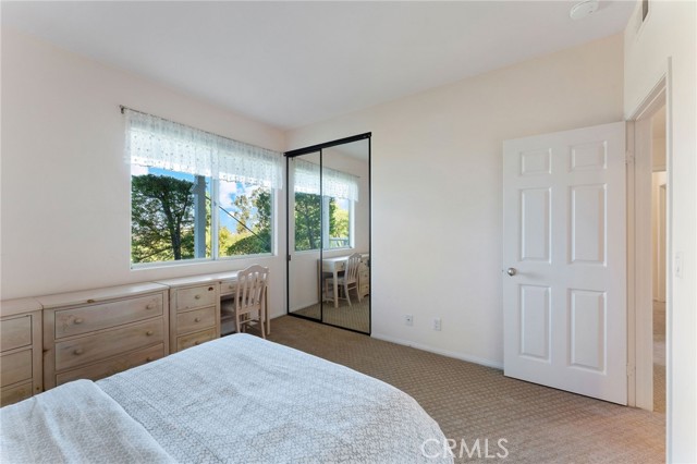 MLS #OC25240631 image #40