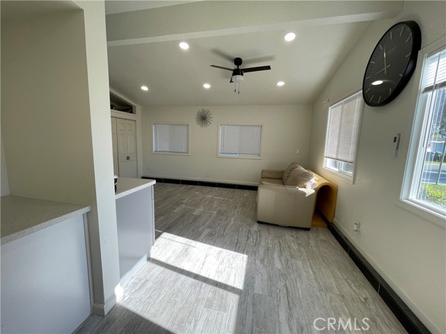 MLS #OC25240650 image #10