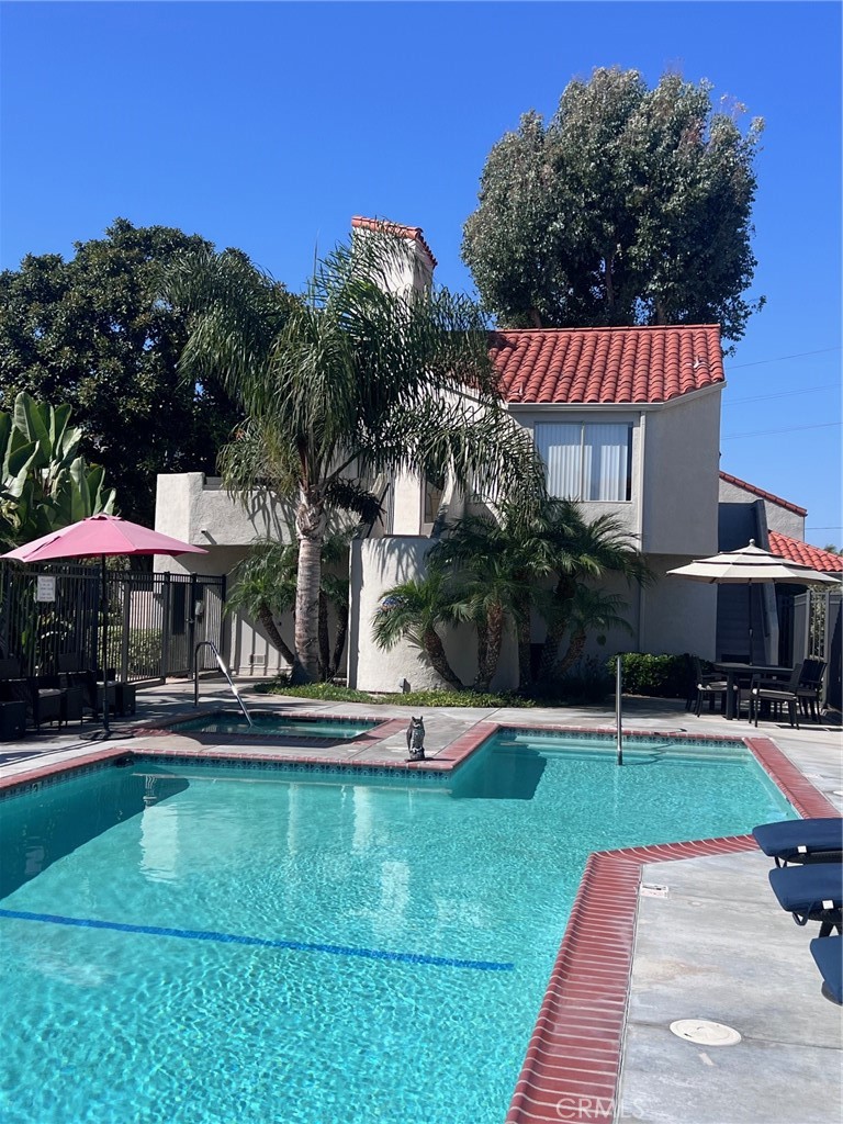 MLS #OC25240657 image #19