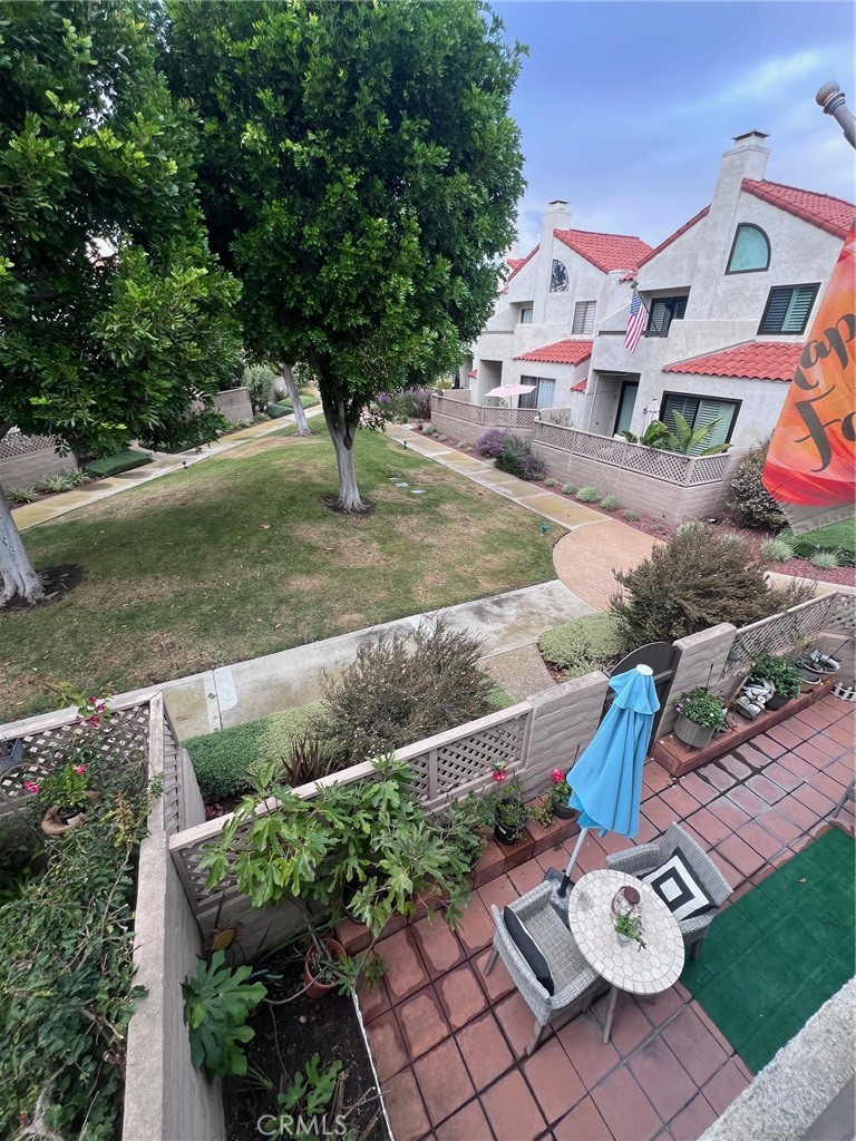 MLS #OC25240657 image #9