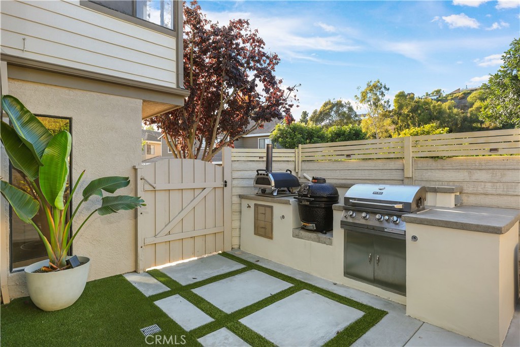 MLS #OC25240676 image #20