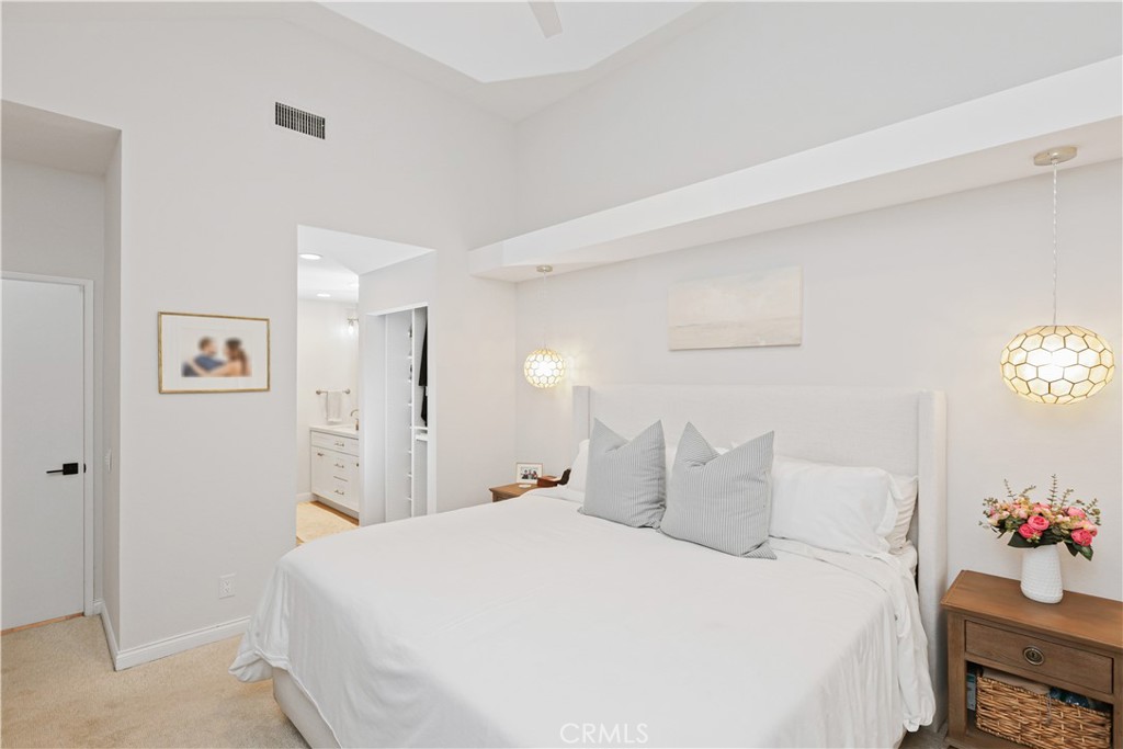 MLS #OC25240676 image #22