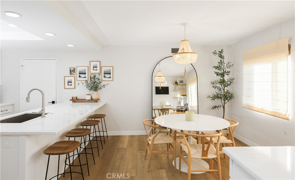 MLS #OC25240676 image #3