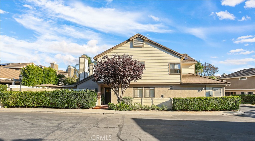 MLS #OC25240676 image #40