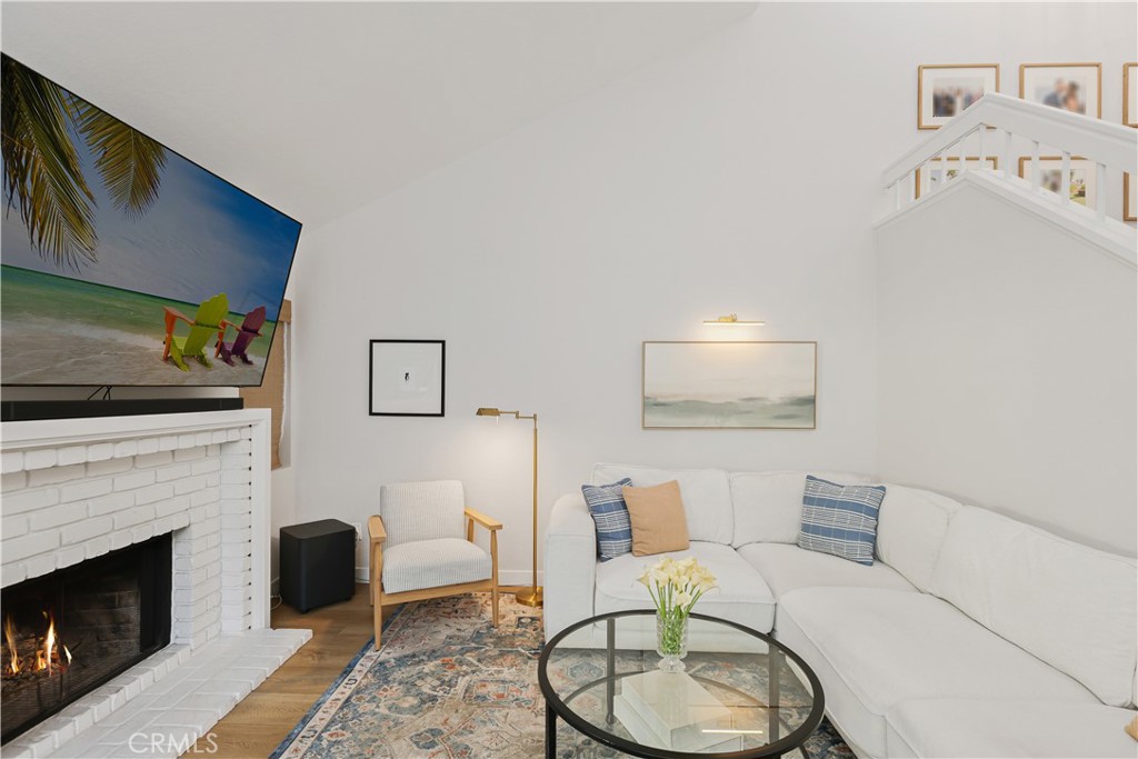 MLS #OC25240676 image #8