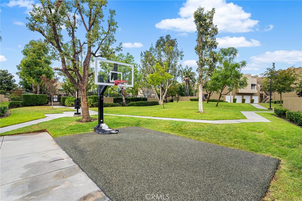 MLS #OC25240681 image #2