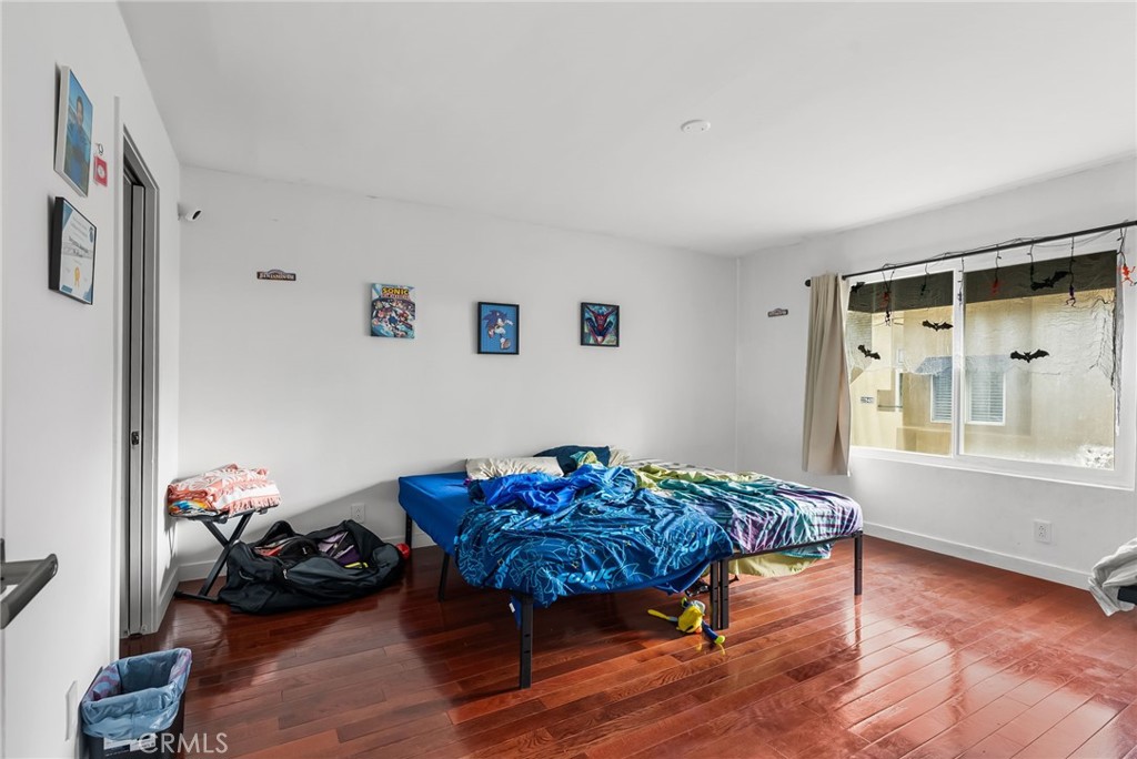 MLS #OC25240681 image #9