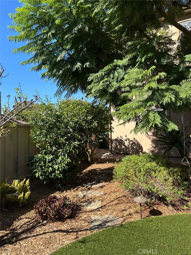 MLS #OC25240685 image #6