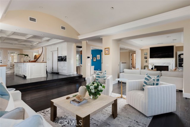 MLS #OC25240691 image #27