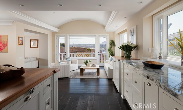 MLS #OC25240691 image #36