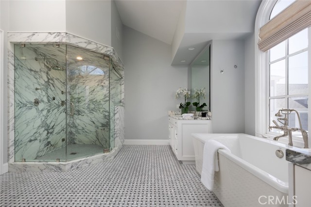 MLS #OC25240691 image #45